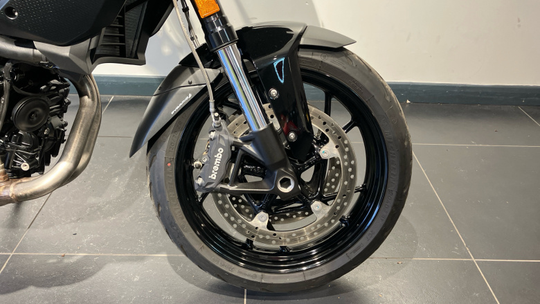 BMW F900 XR